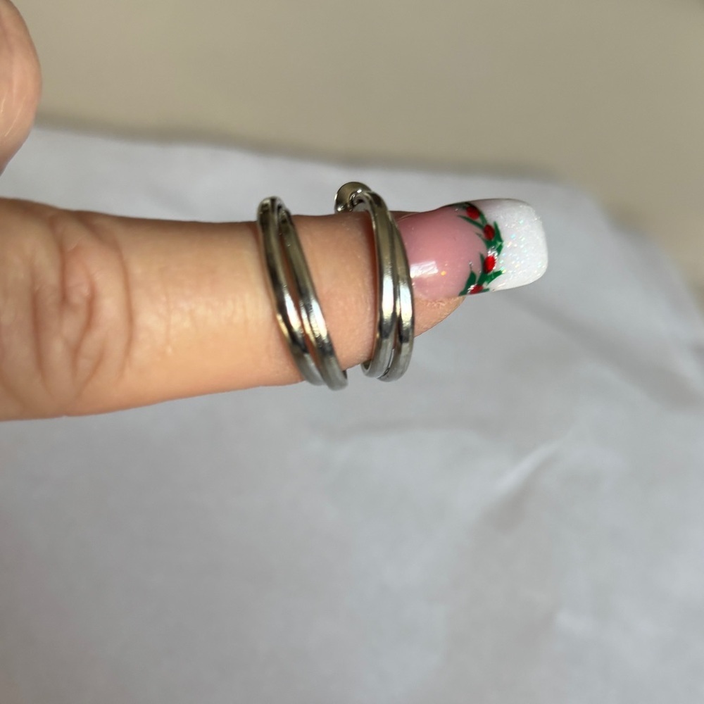 Super Cute Silvertone Hoop Earrings NWOT